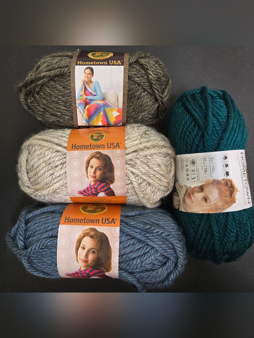 Hometown USA Wool Blend Yarn - Lion Brand Yarns 4 Skeins